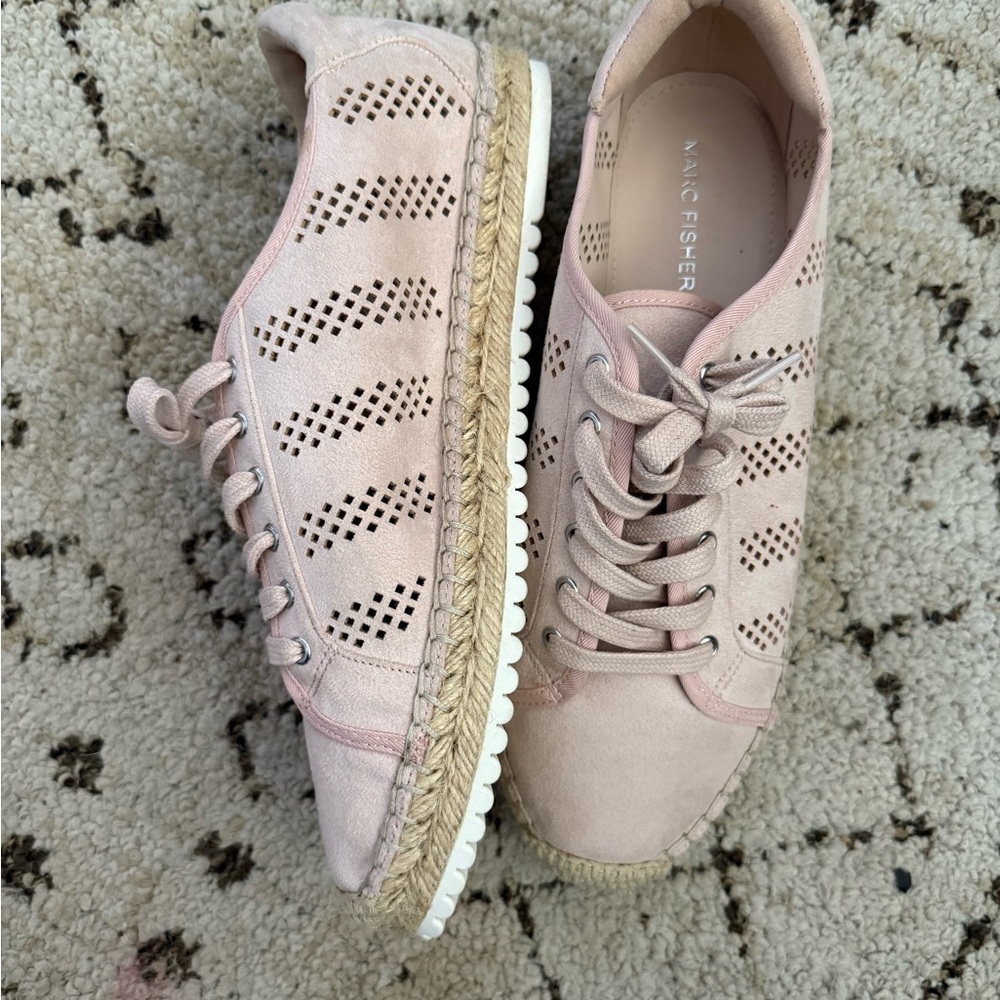MARC FISHER BABY PINK ESPADRILLE SNEAKERS, SIZE 9.5, SUEDE & LEATHER